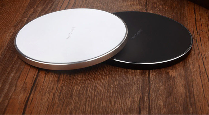 Wireless Charging Base – Fast and Efficient Power for Your Devices