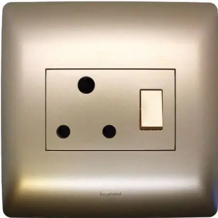 Socket Outlets - Single old RSA Socket Switched