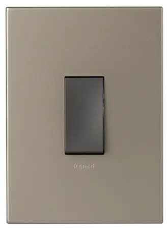 Arteor 1 Lever Intermediate Switch 2x4